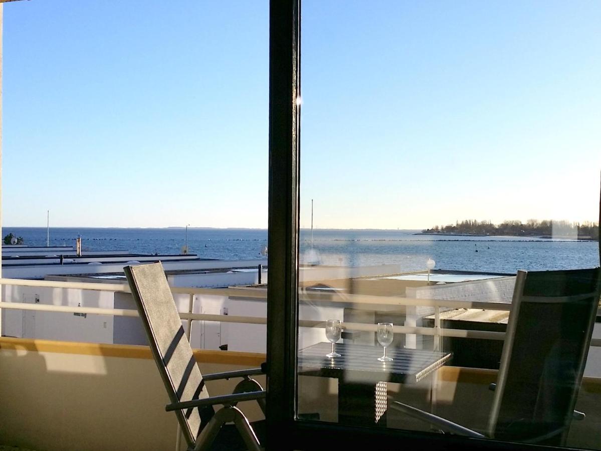 Fehmarn Burgtiefe Suedstrand Meerblick Apartment Meerzeit ภายนอก รูปภาพ